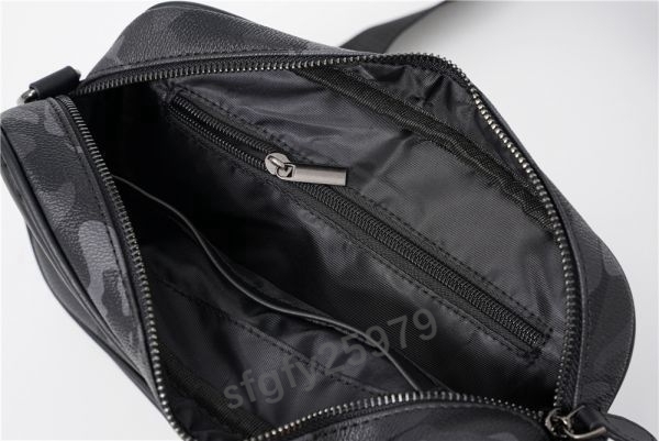 D490☆新品 メンズ レディース　ユニセックス　男女兼用 迷彩　ミリタリー ショルダーバッグ　ボディバッグ　レザー_画像7