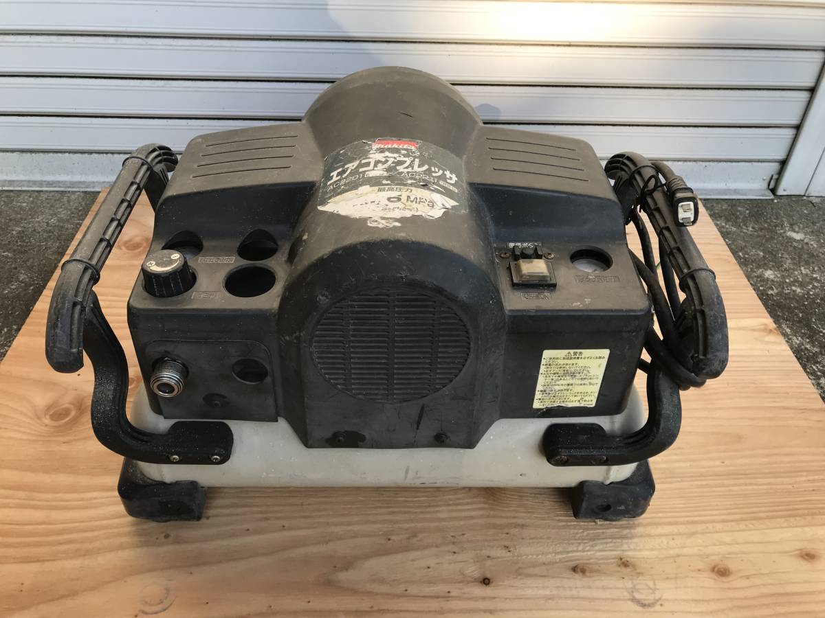 マキタ☆エアーコンプレッサ AC2211 100V 50Hz☆ジャンク