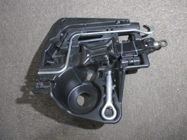 C2558 Toyota 30 Предыдущий Prius Zvw30 Toyota подлинный в инструменте -транспортных средствах использовал товары с установленным корпусом