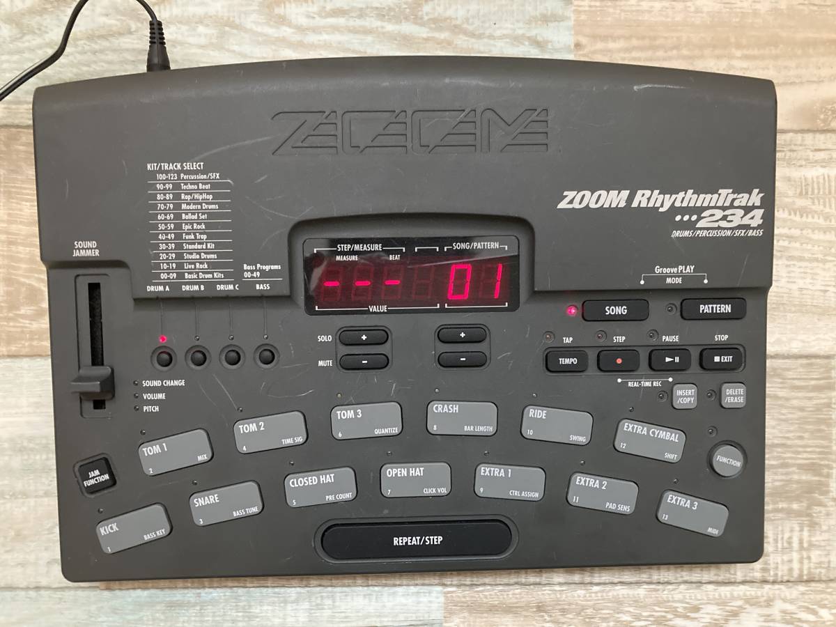 * operation OK*Zoom RT-234 RhythmTrak Drum & Bass Machine zoom rhythm machine 