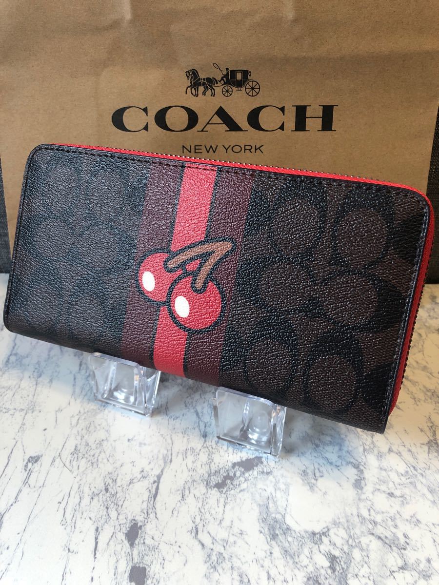 新品　大人気　残り１つ　COACH 財布　さくらんぼ　コーチ　長財布