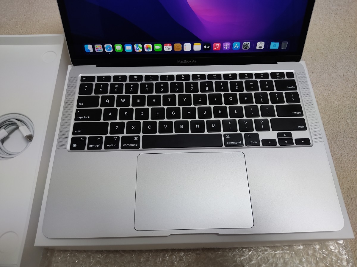 Apple MacBook Air M1（2020）シルバー US-キーボード - library 