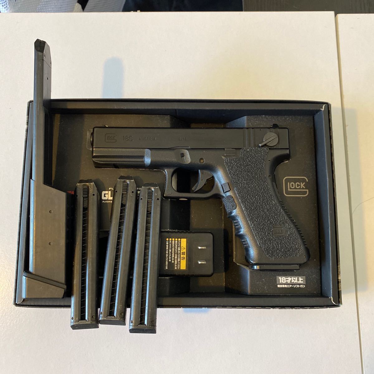 東京マルイ GLOCK18c 電動ハンドガン 18歳以上 充電アダプター付き