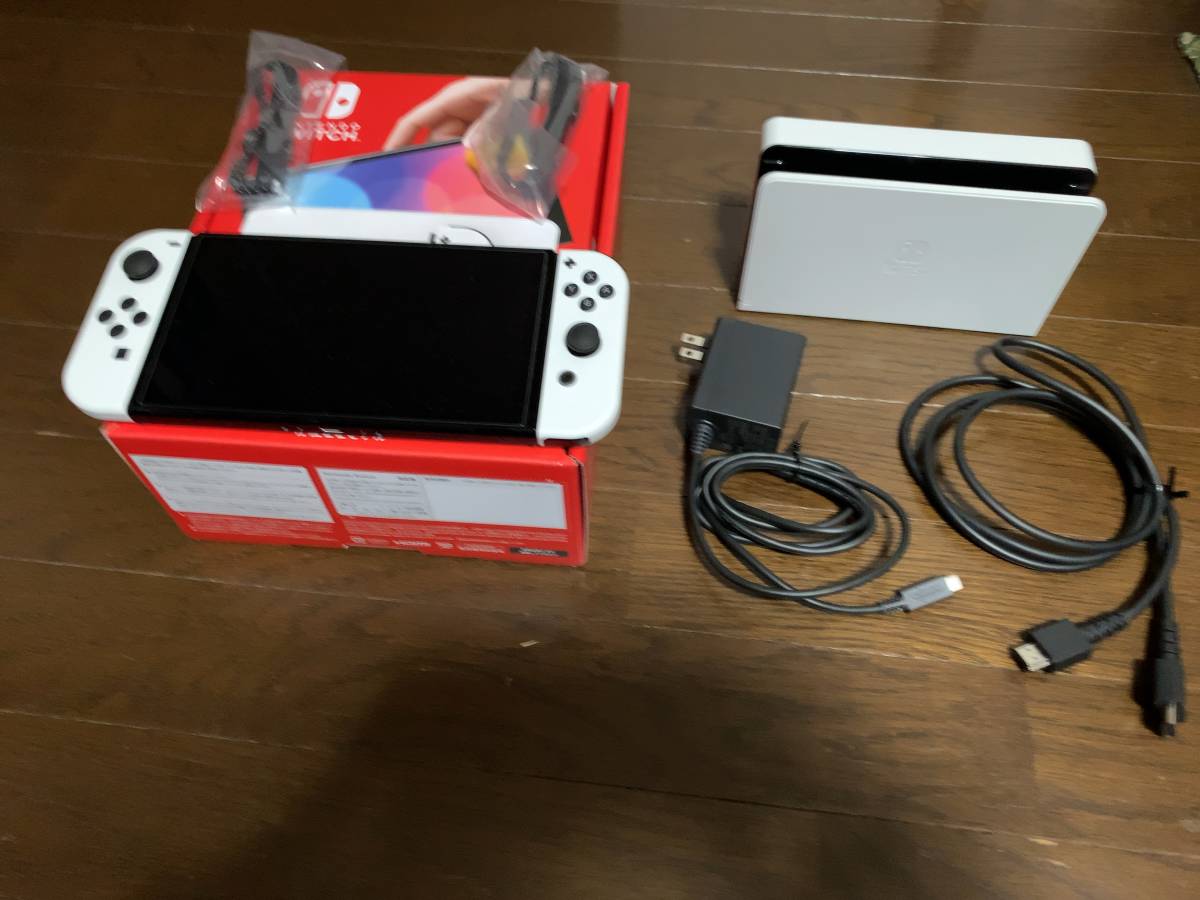 Nintendo Switch(有機ELモデル) Joy-Con(L)/(R) ホワイト ☆SDカード 