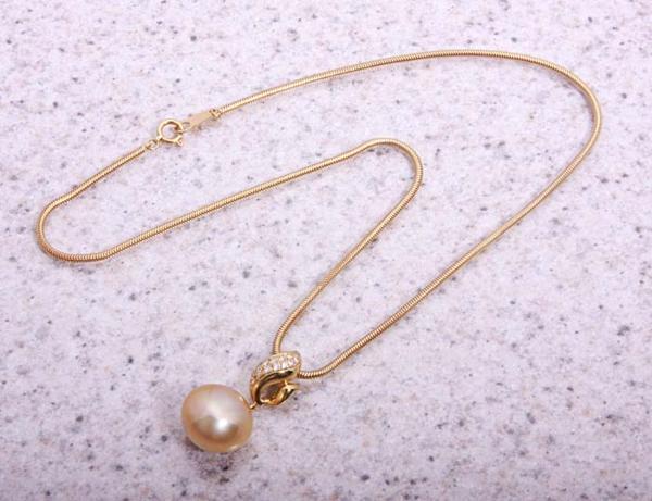 《質屋出品》k18★ゴールデンパールのペンダントネックレス★C-3557