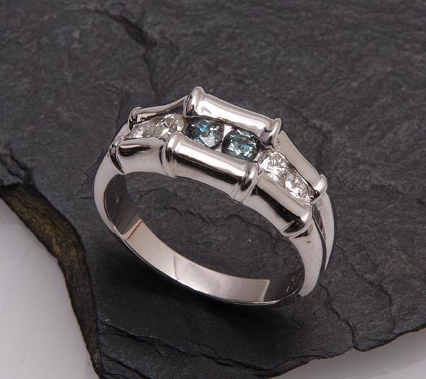 { pawnshop exhibition }Pt900* natural alexandrite + diamond ring *C-2987