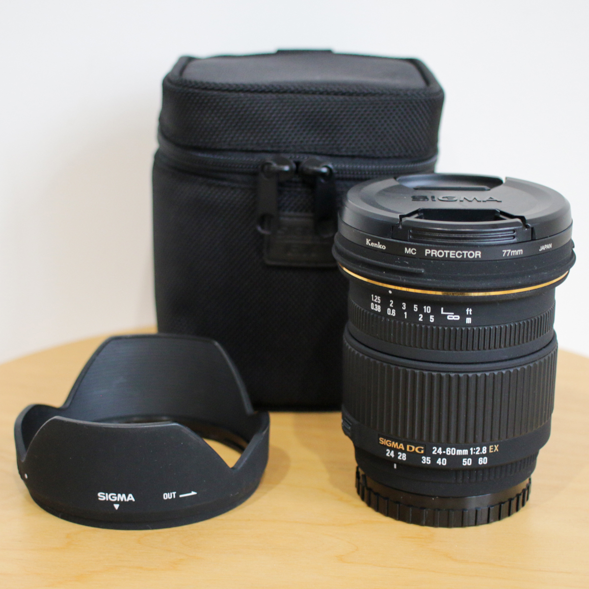 SIGMA/シグマ【24-60mm F2.8 EX DG/ソニー Aマウント用/フード+ケース