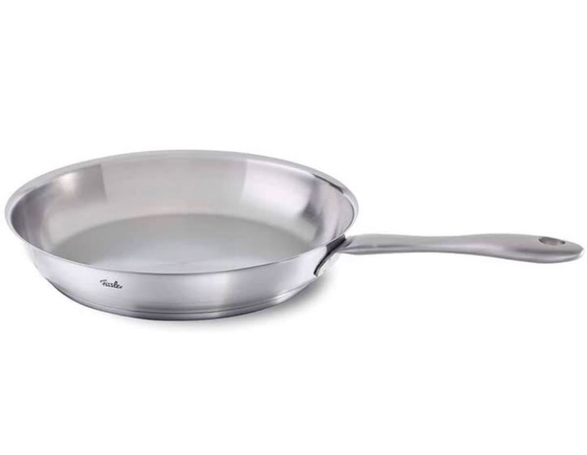 新品未使用　本格的なのに使いやすいステンレスフライパン　フィスラーFissler カターニャ  24cm  IH対応  