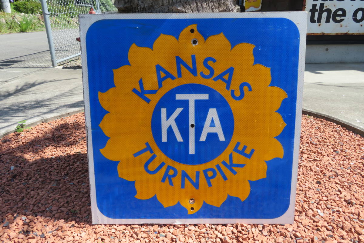 最高の品質の  KANSAS 希少 TURNPIKE USED（A-51） USA ガレージ 道路標識 看板 アメリカ ヴィンテージ 反射板 ストリートサイン ロードサイン 看板
