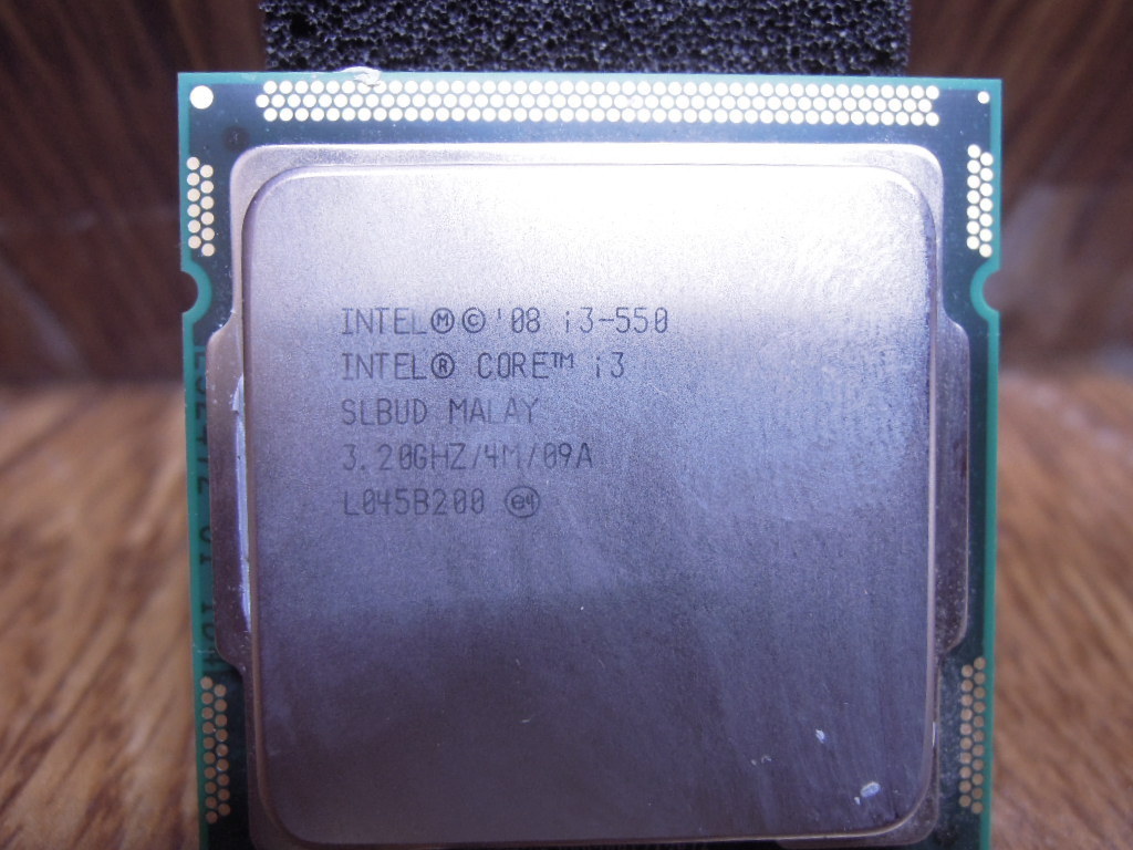 INTEL *CORE i3 *550* 3.2G CPU *SLBUD*DN3