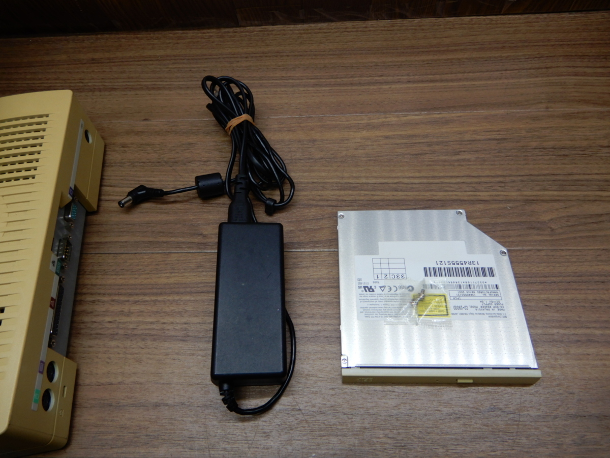 ☆629☆希少品☆Windows 2000 プロインストール済み☆15液晶一 ☆629☆希少品☆Windows 2000 プロインストール済み☆15液晶一