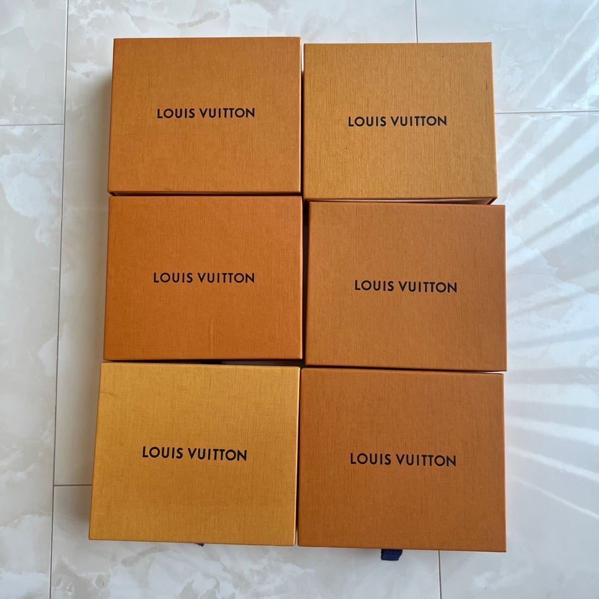 1円スタート ヴィトン 新型 箱 保存袋セット 18箱LOUIS VUITTON 空箱 1円スタート ヴィトン 新型 箱 保存袋セット 18箱LOUIS VUITTON 空箱