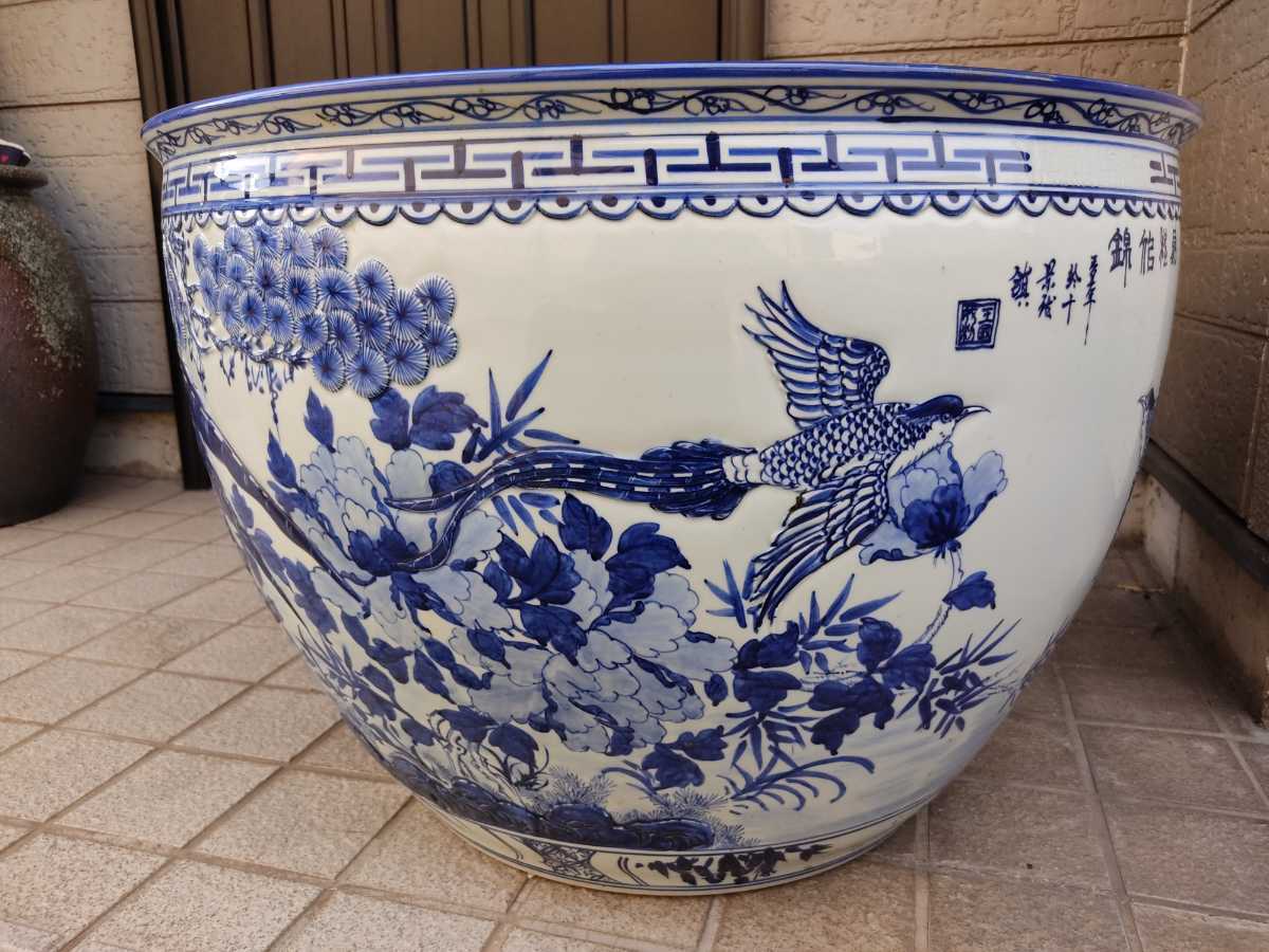 メダカ鉢 火鉢 圧巻の迫力! 染付 景徳鎮 花鳥文 睡蓮鉢 ◎ メダカ鉢 火鉢 圧巻の迫力! 染付 景徳鎮 花鳥文 睡蓮鉢 ◎