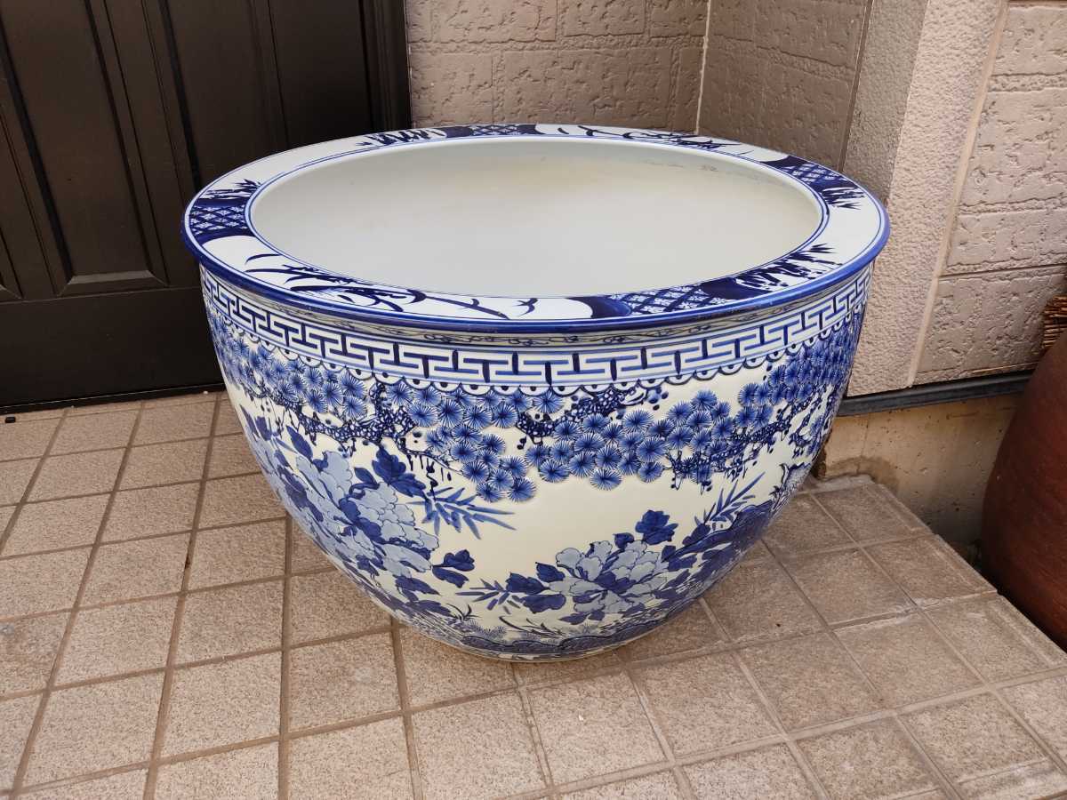 メダカ鉢 火鉢 圧巻の迫力! 染付 景徳鎮 花鳥文 睡蓮鉢 ◎ メダカ鉢 火鉢 圧巻の迫力! 染付 景徳鎮 花鳥文 睡蓮鉢 ◎