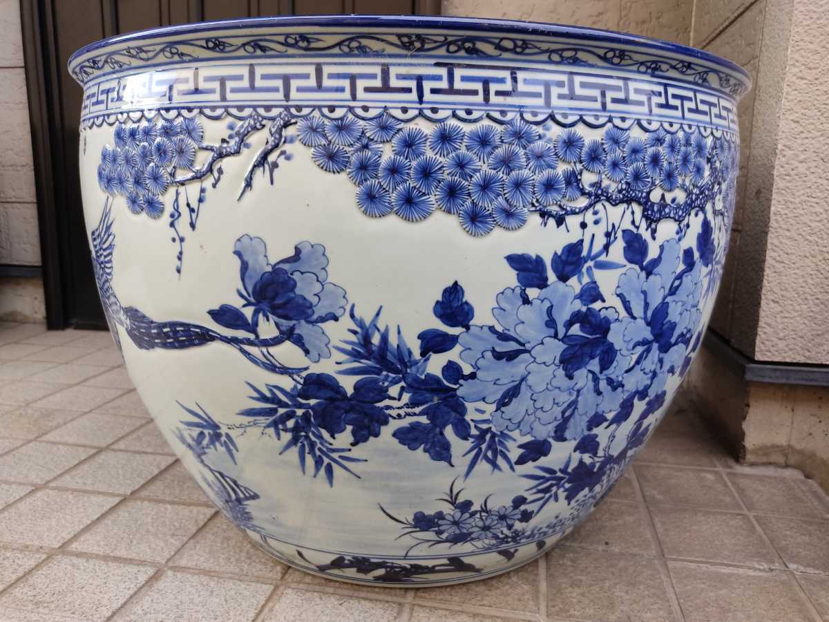 メダカ鉢 火鉢 圧巻の迫力! 染付 景徳鎮 花鳥文 睡蓮鉢 ◎ メダカ鉢 火鉢 圧巻の迫力! 染付 景徳鎮 花鳥文 睡蓮鉢 ◎