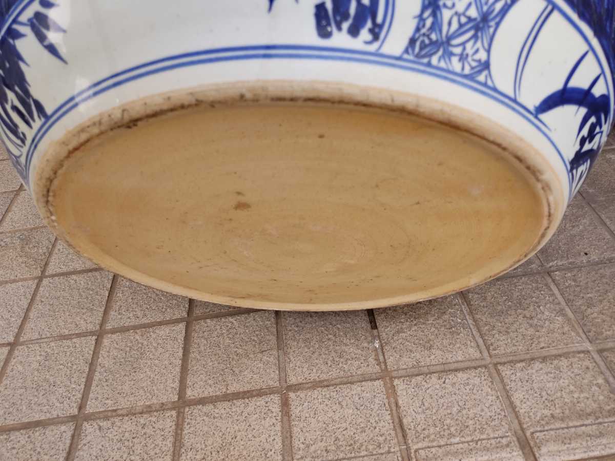 メダカ鉢 火鉢 圧巻の迫力! 染付 景徳鎮 花鳥文 睡蓮鉢 ◎ メダカ鉢 火鉢 圧巻の迫力! 染付 景徳鎮 花鳥文 睡蓮鉢 ◎