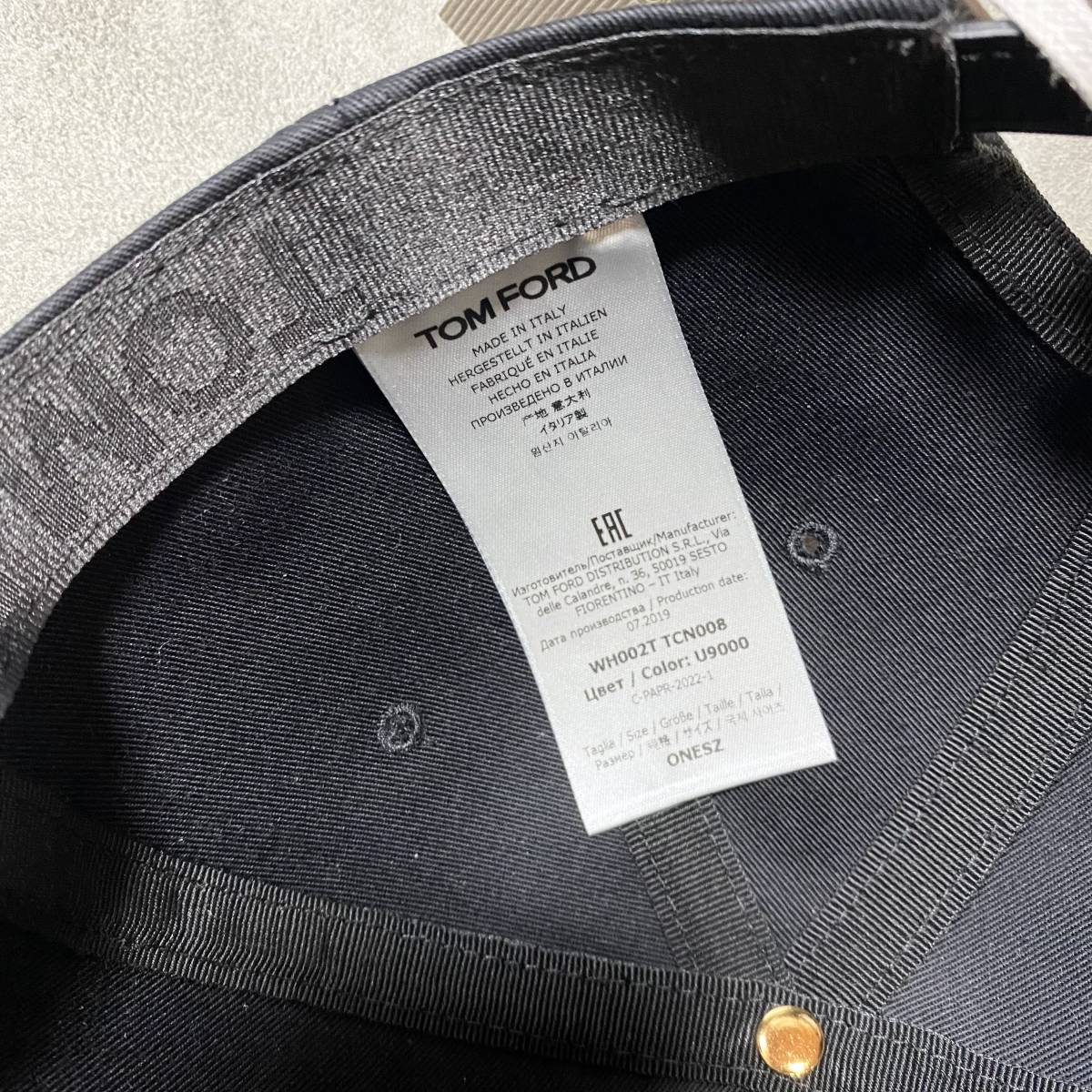 新品未使用!送料込み☆TOM FORD☆TFロゴ ベースボールキャップ