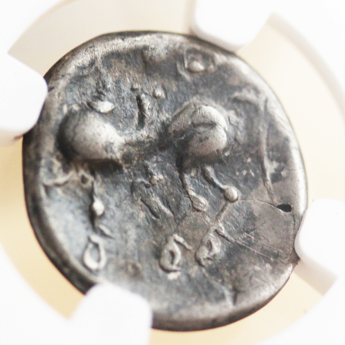 古代ケルト ドラクマ銀貨【VF NGC】 マケドニア ゼウス 馬 ケルト人