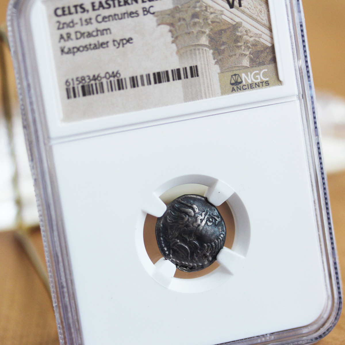 古代ケルト ドラクマ銀貨【VF NGC】 マケドニア ゼウス 馬 ケルト人