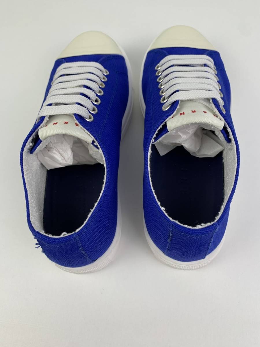 ○大人気○新品☆本物○大人もOK○MARNI○マルニ○キャンバス