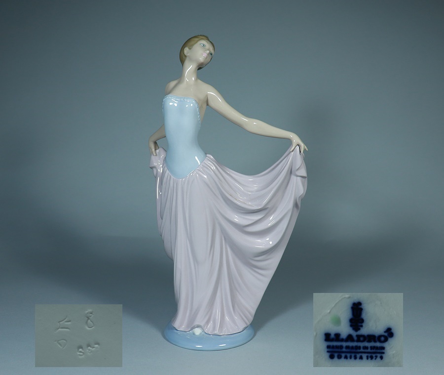 【栴檀】リヤドロ Lladro スペイン製 フィギュリン 陶器人形 踊る少女 美しい置物 美品！_画像1