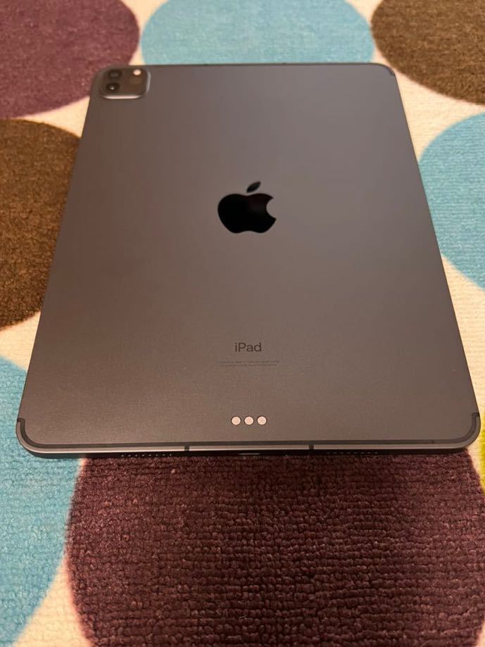 最新版iPad pro11(第3世代) 2TB スペースグレイ SIMフリーau版 本体のみ