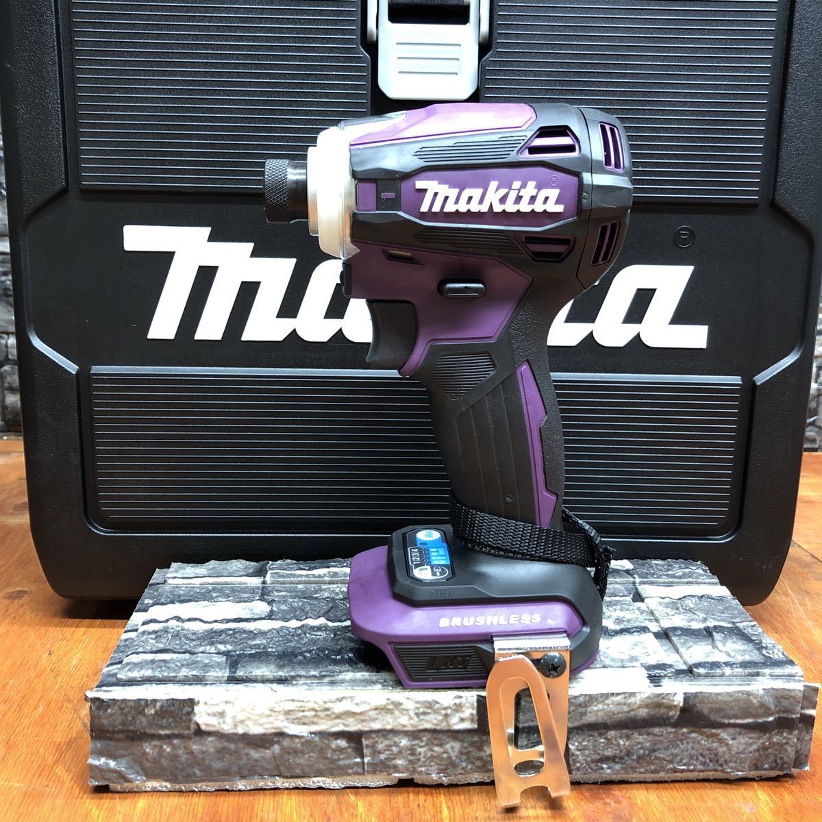 ♪送料無料♪未使用 makita/マキタ TD172DZ 18Vインパクトドライバー