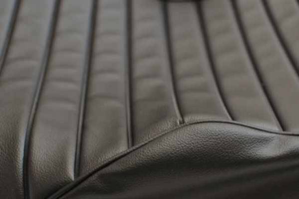 縫製済 ダエグ 防水タックロール シート カバー レザー 表皮 ZRX1200R ZRX1100 seat leather waterproof tuckroll cover DAEG ZRX1200S_画像2