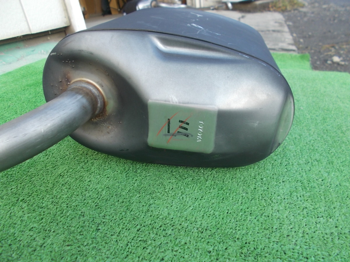 0115 レクサス RC? 純正 マフラー 左側 23606 Lミ 0115 レクサス RC? 純正 マフラー 左側 23606 Lミ