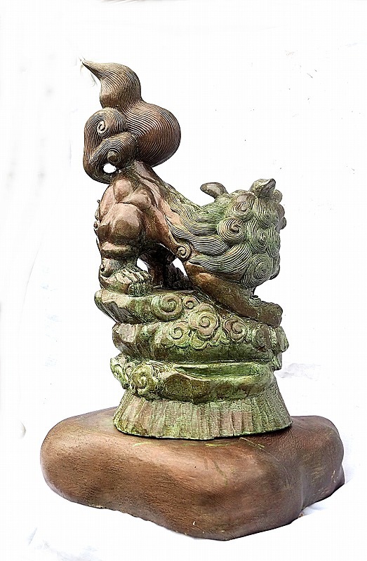 木彫　獅子　狛犬　置物　魔除け　縁起物　オブジェ　守り神　中古品　骨董品　60cm_画像3