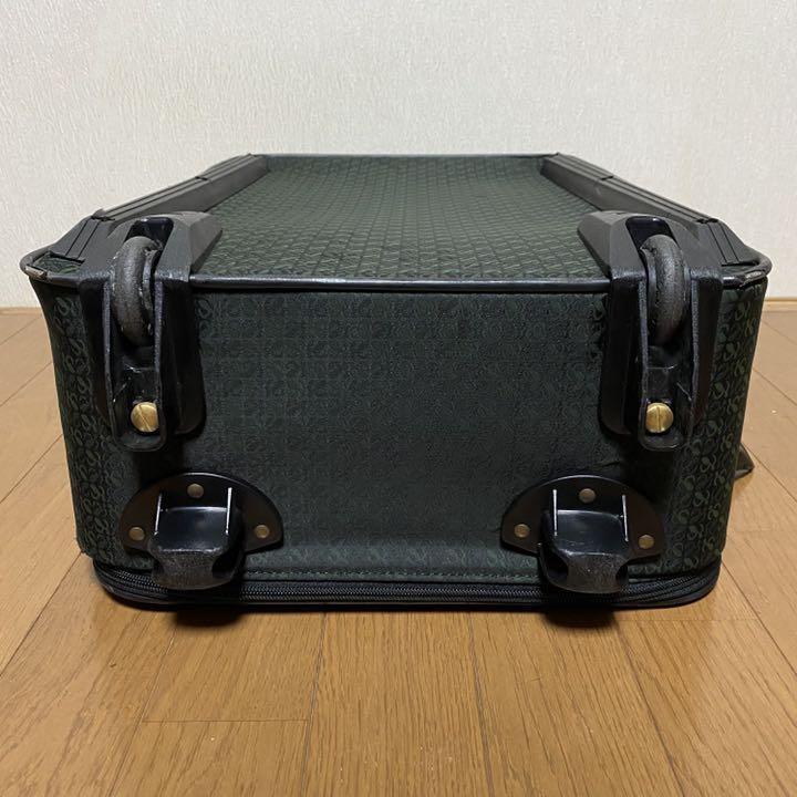 大特価 】LOEWE ロエベ スーツケース キャリーケース アナグラム 大特価 】LOEWE ロエベ スーツケース キャリーケース アナグラム