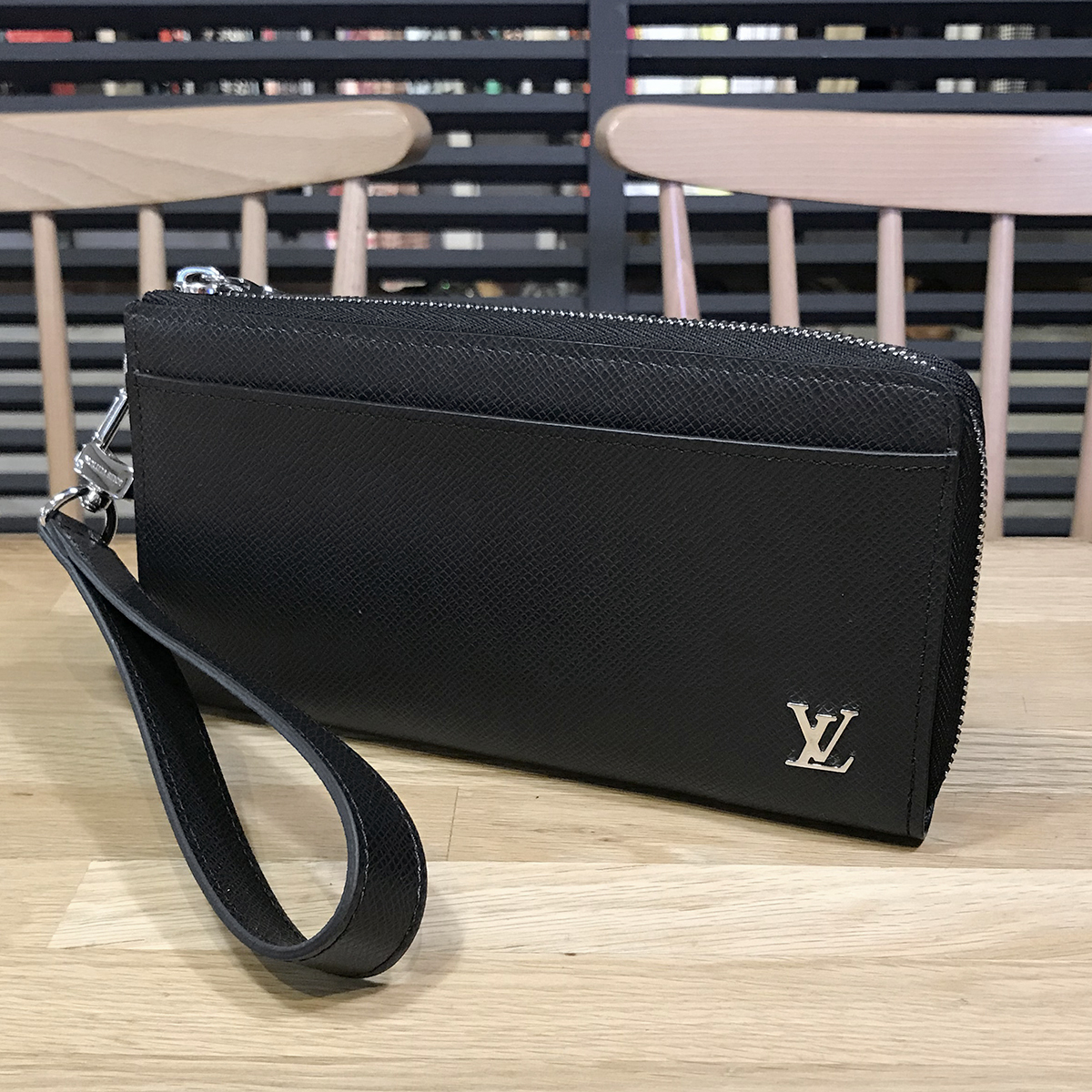 ボトムスス単品 LOUIS VUITTON L字ファスナー長財布 ジッピー