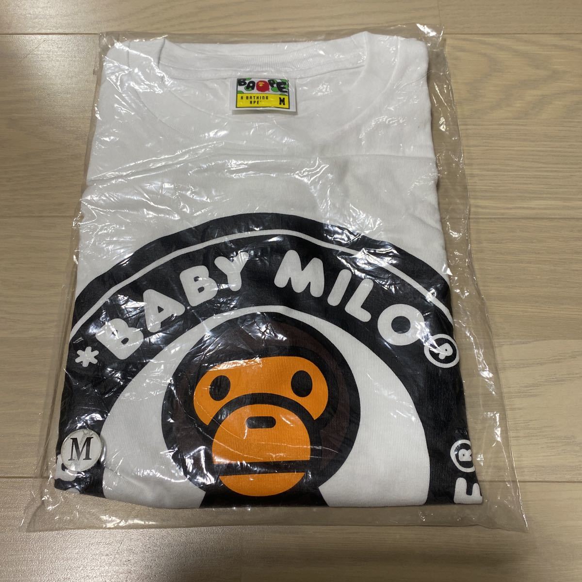 A BATHING APE BAPE Tシャツ　Mサイズ　メンズ　ベイシング　エイプ　新品　BABY MILO_画像1