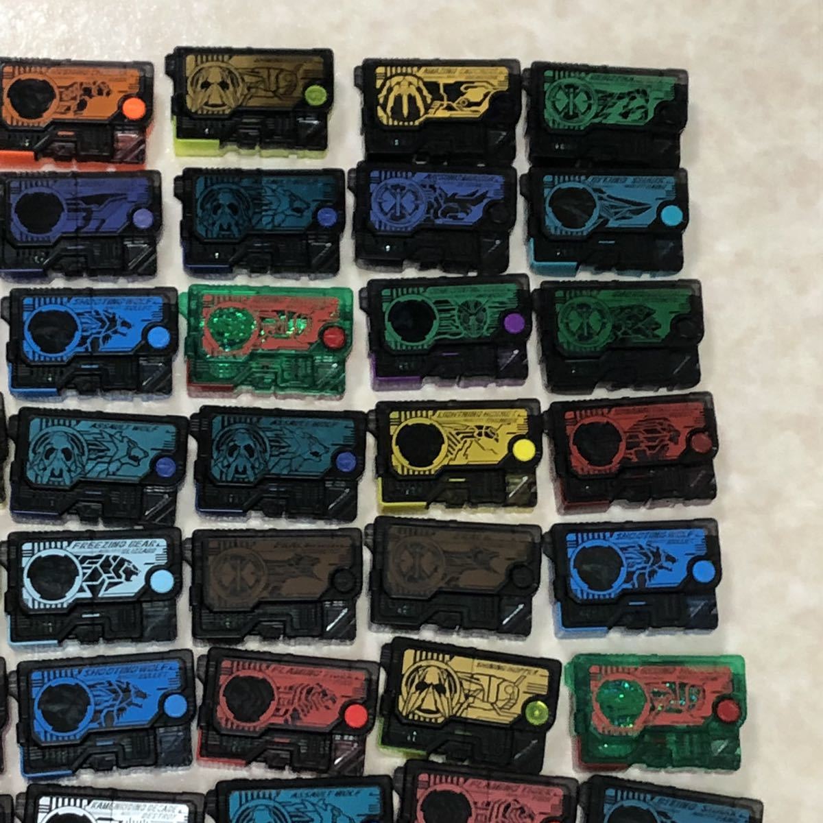 1円~仮面ライダー ゼロワン GP/SGプログライズキー 140個まとめ 1円~仮面ライダー ゼロワン GP/SGプログライズキー 140個まとめ