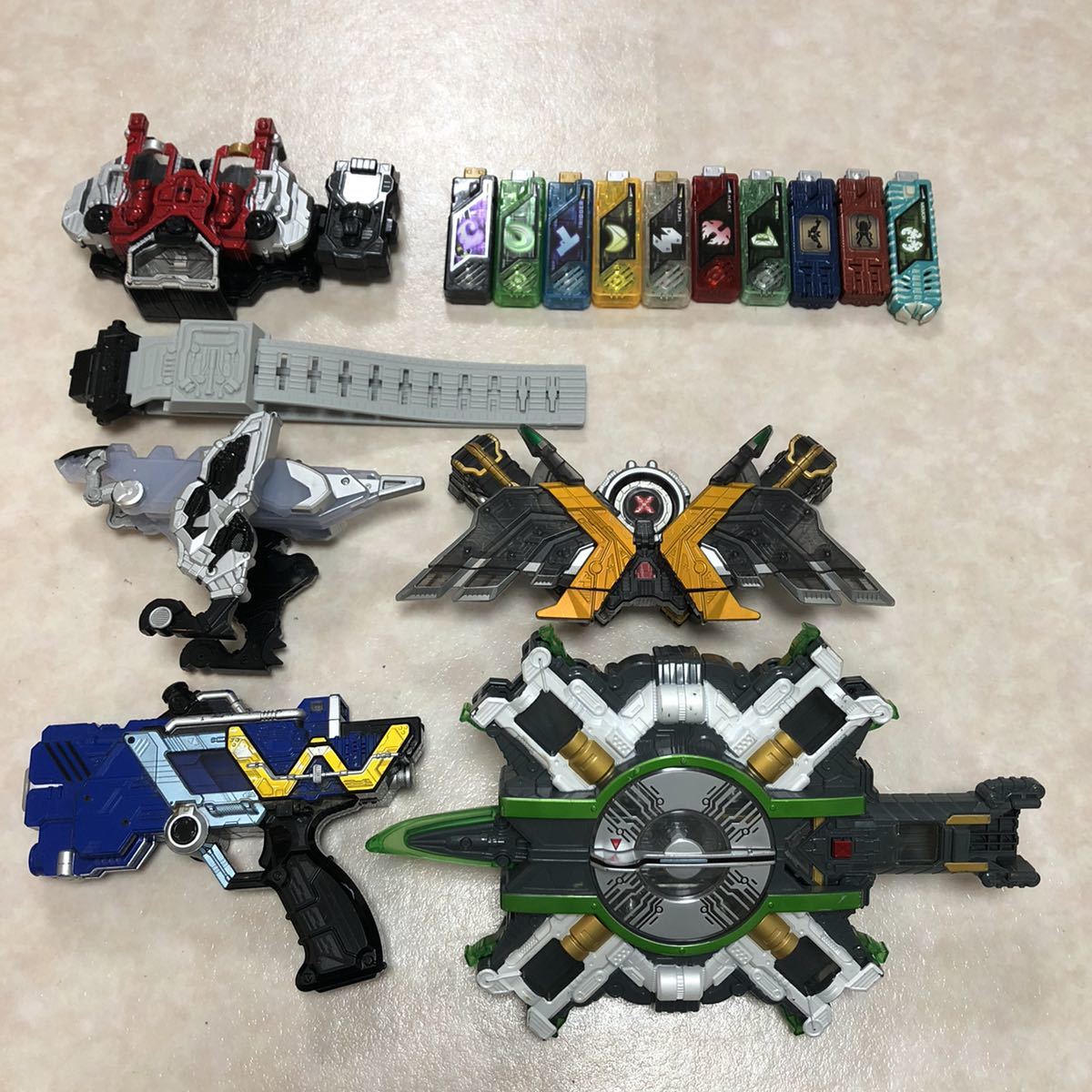 ブランドショッパー付き 仮面ライダー 9フォームに変身!Ver.20th