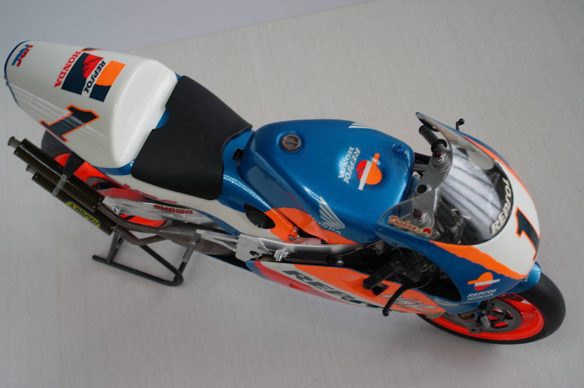 完成品】タミヤ 1/12 REPSOL HONDA NSR500【経年劣化有り】 item 完成品】タミヤ 1/12 REPSOL HONDA NSR500【経年劣化有り】 item