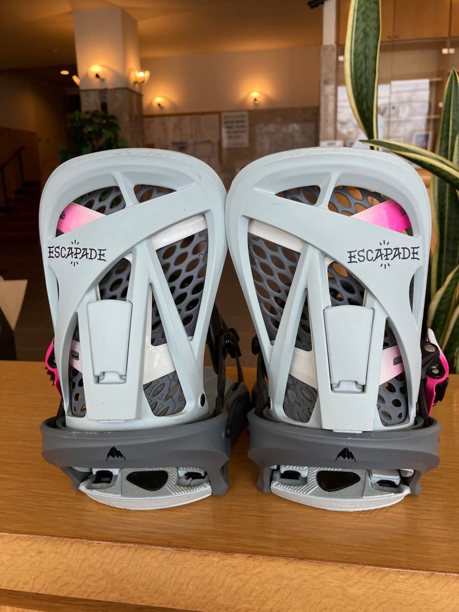 BURTON、レディース、エスカペード、Mサイズ gzerosolucoes.com.br