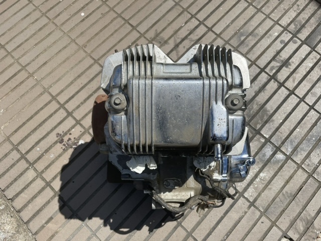 保障できるCB400T クラッチカバー エンジンカバー クランクケース 卵型