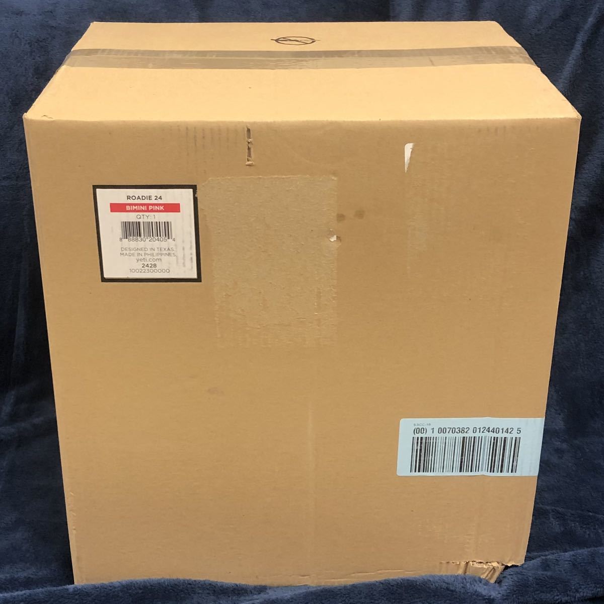 ☆新品☆ YETI イエティ Roadie 24 ローディ クーラーボックス
