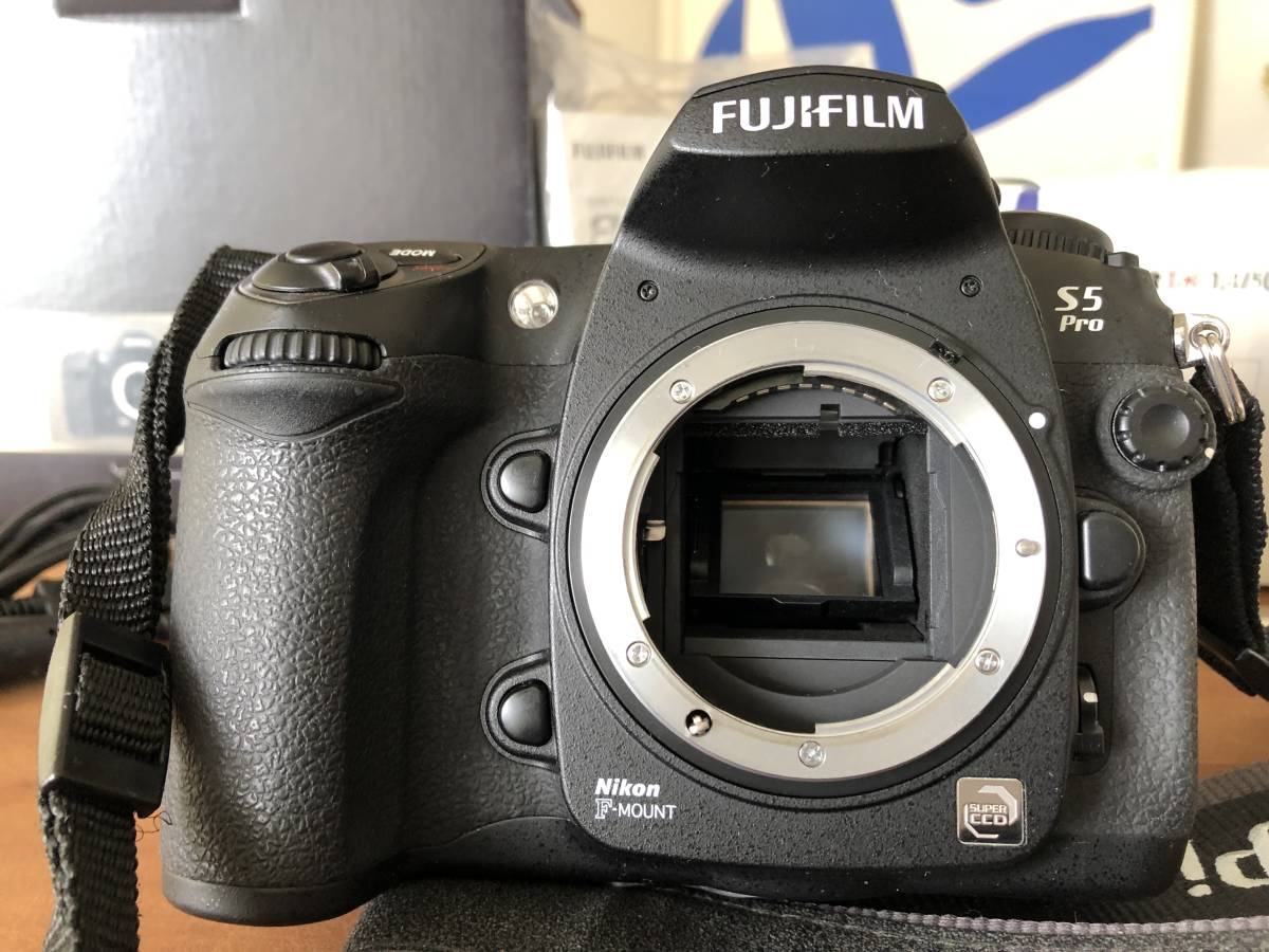 超美品 FUJIFILM FinePix S5 Pro デジタル一眼レフカメラ ボディ 富士フィルム_画像5