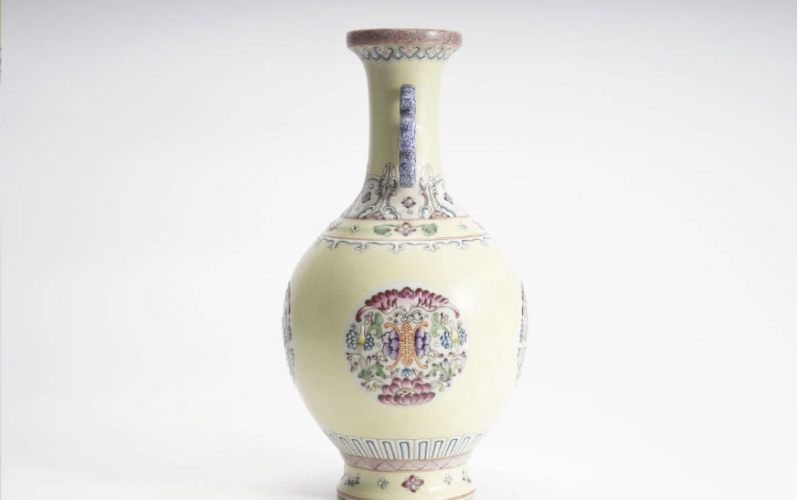 中国古玩　古美術　時代　粉彩花卉文花瓶　在銘　唐物　高さ26ｃｍ径11ｃｍ_画像6