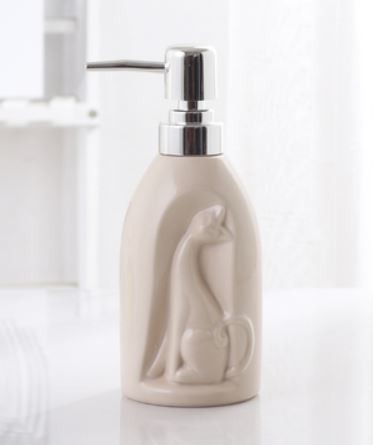 ソープディスペンサー かわいい猫モチーフ付き パステルカラー 陶器製 (ベージュ)