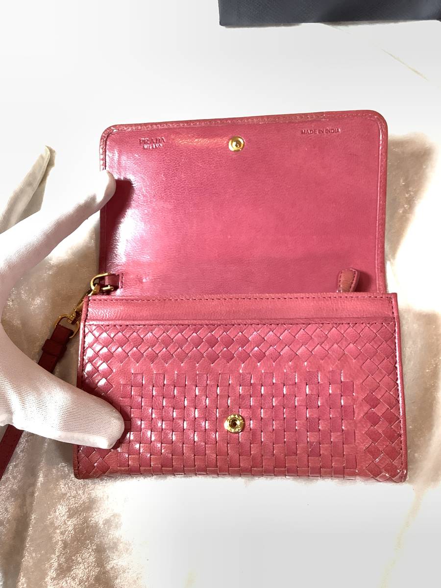 PRADAプラダ マドラス取っ手つき長財布 *極美品* | smsgolubovci.me