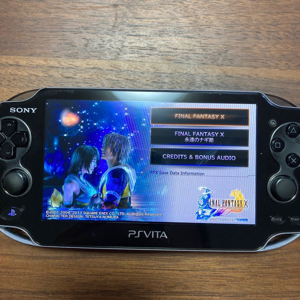 PS Vita PlayStation Vita PCH1100 FF10 メモリ8G セット