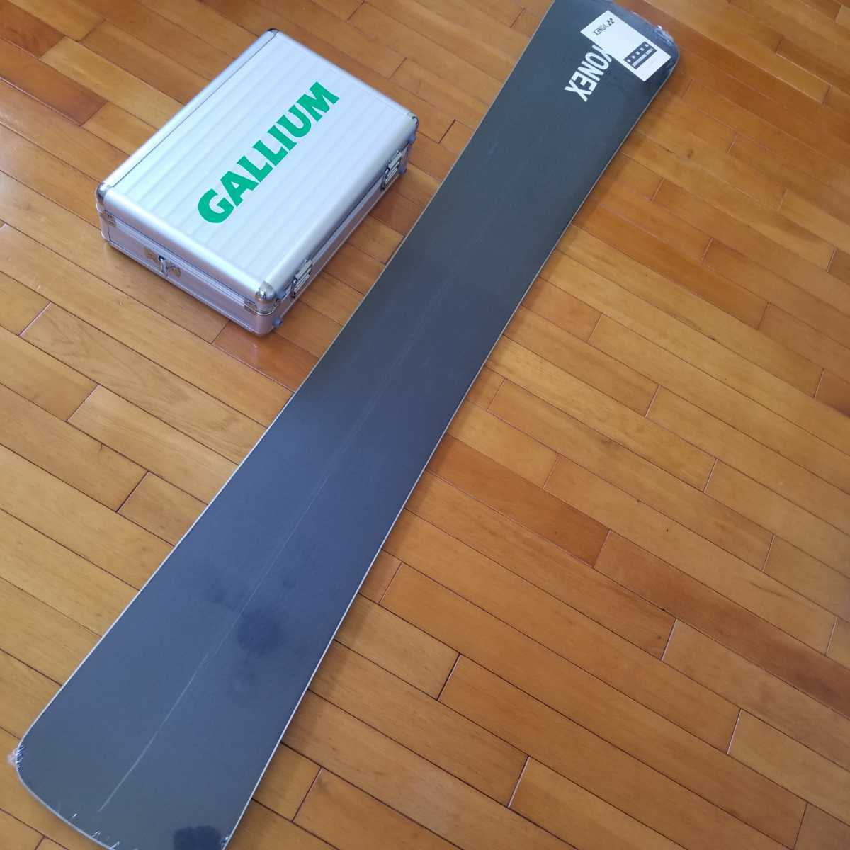 ワックスと ヤフオク! - 即滑走 新品18-19 YONEX THE C SLR 162 スティ