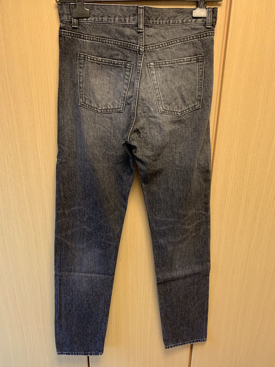 国内正規 17AW Saint Laurent Paris サンローランパリ D16 Hedi Slimane エディ スリマン ダメージ リペア 加工 デニム 黒 26 500473 YA805_画像3