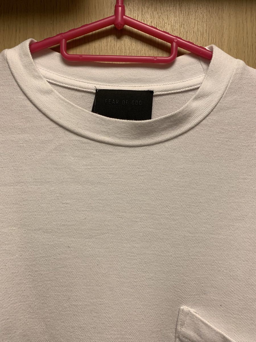 国内正規 20SS FEAR OF GOD フィア オブ ゴッド SEVENTH COLLECTION ロゴ パッチ 胸ポケット Tシャツ 白 XS RN 139190 FG50-039 PIQ_画像2