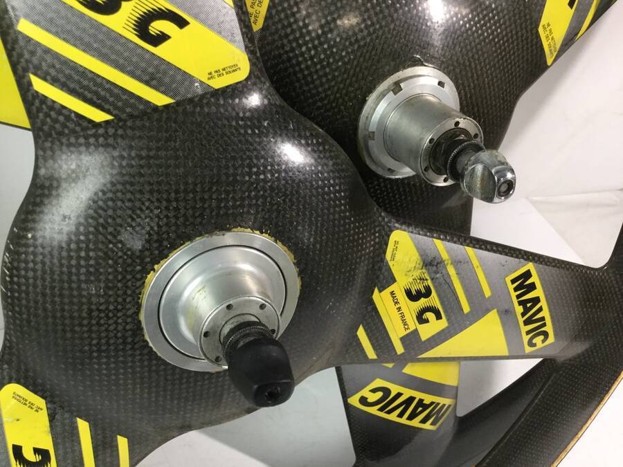 Yahoo!オークション - MAVIC マビック 3G 650c/700c カーボン 3 Yahoo!オークション - MAVIC マビック 3G 650c/700c カーボン 3