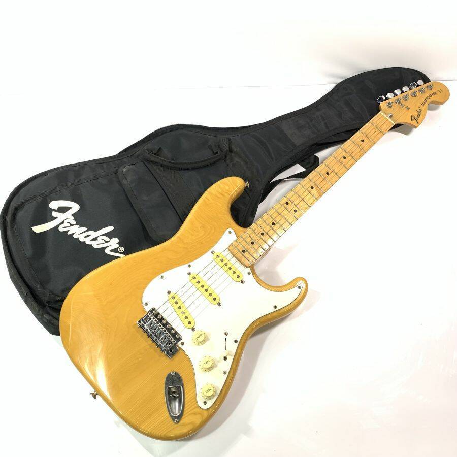 Fender Japan フェンダー ST72 エレキギター シリアルNo.E833424 ナチュラル系 ソフトケース付き★現状品_画像1