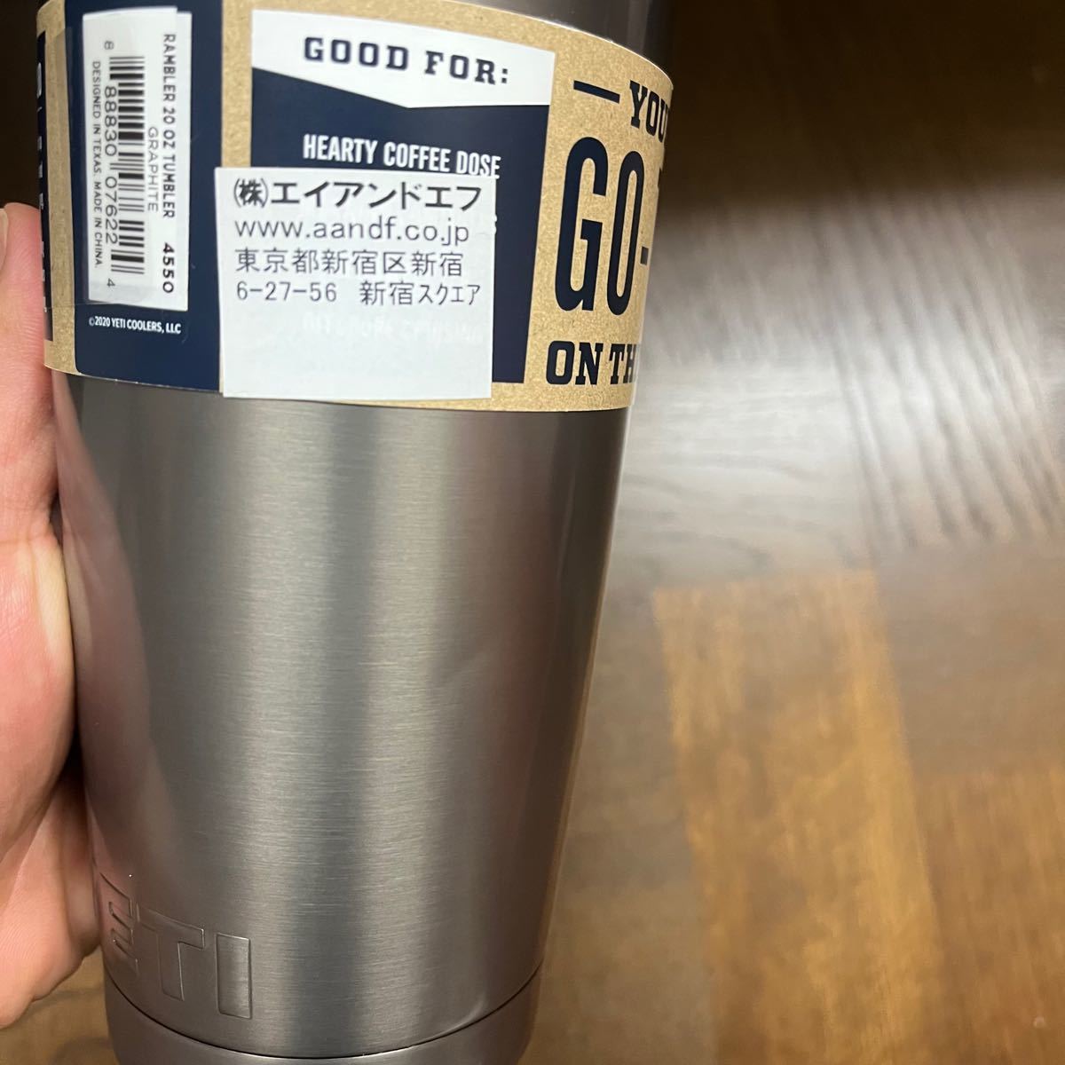 YETI ランブラー20oz タンブラー